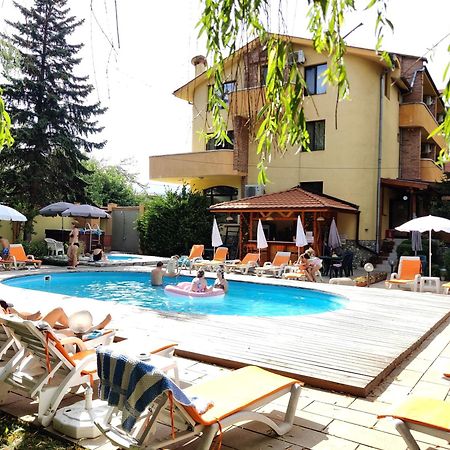 Family Hotel IV Velingrad Exterior foto