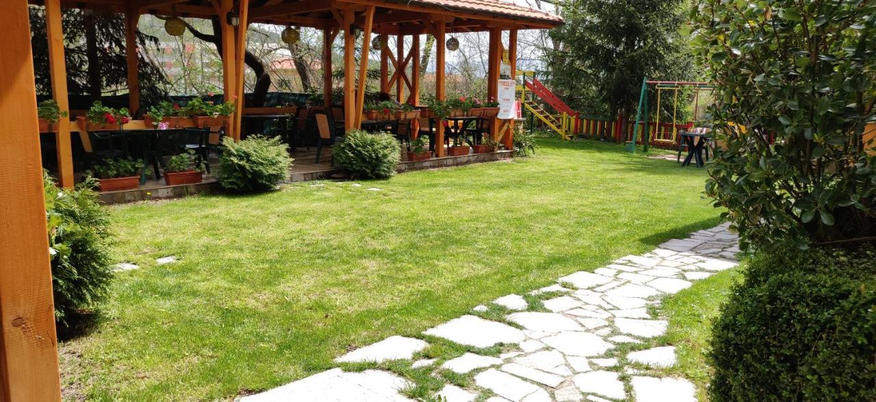 Family Hotel IV Velingrad Exterior foto