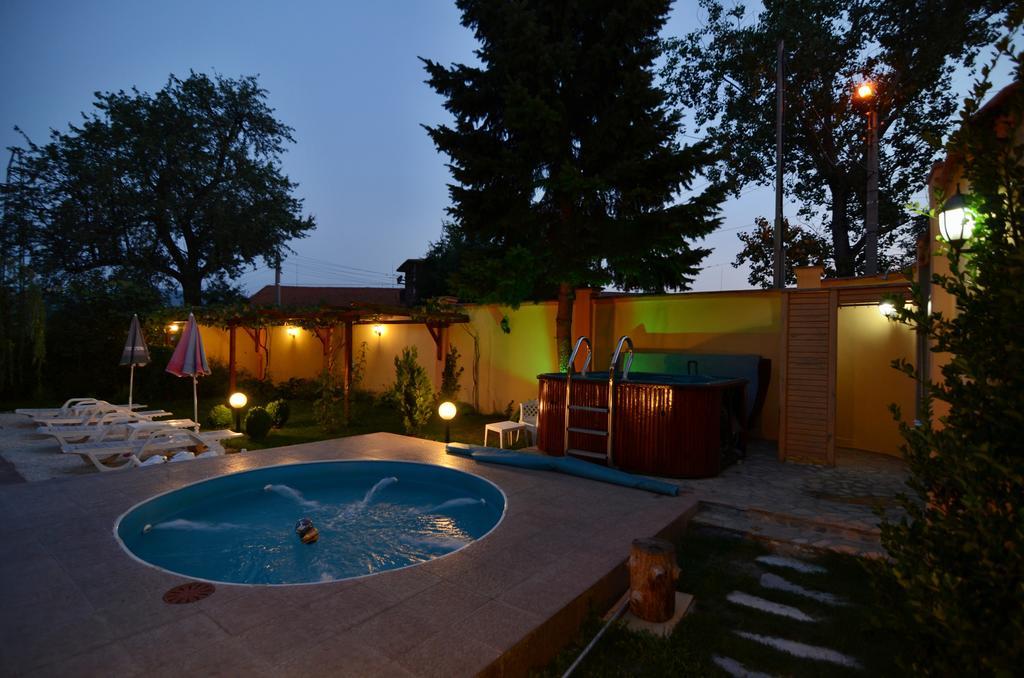 Family Hotel IV Velingrad Exterior foto