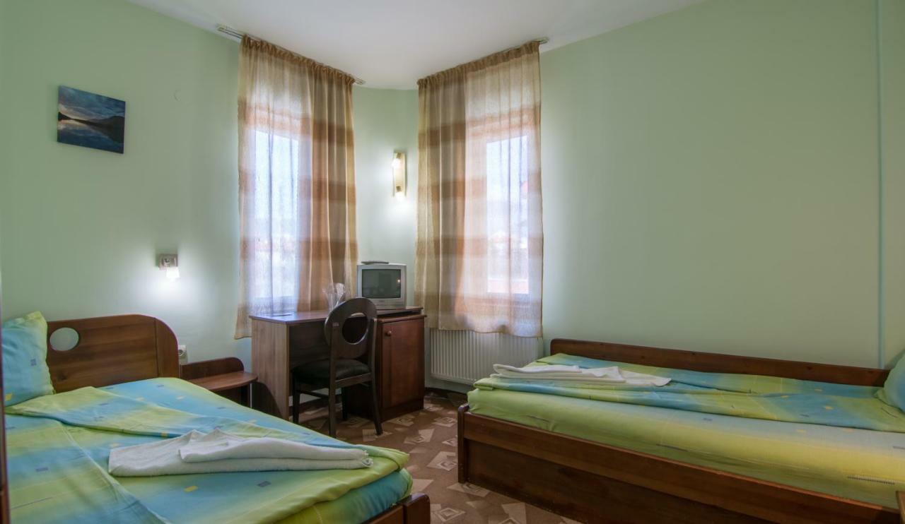 Family Hotel IV Velingrad Exterior foto